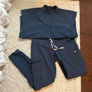 Women’s Figs Scrub Set— Dark Harbor